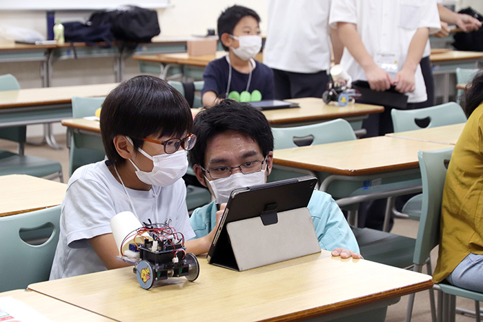数値を微調整しながら何度も試します
