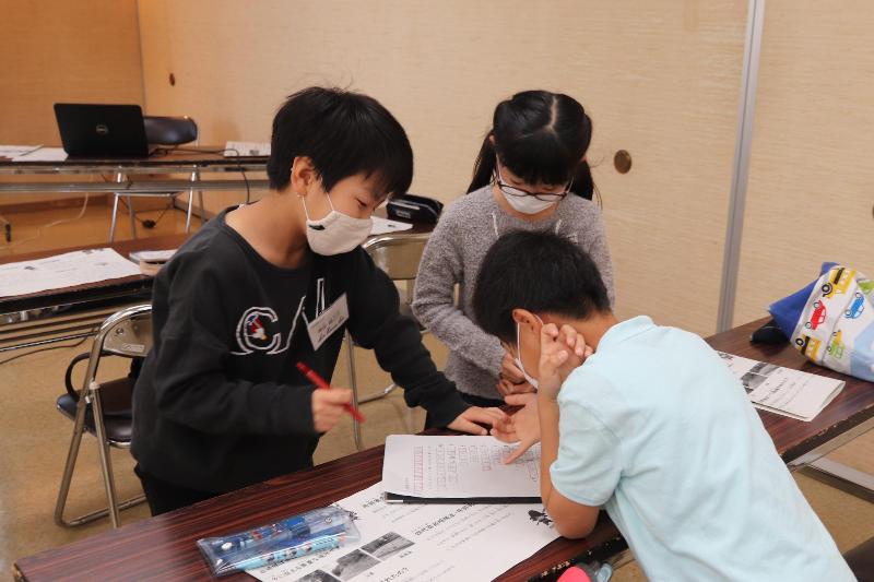答え合わせでどきどきしたり、喜び合ったり