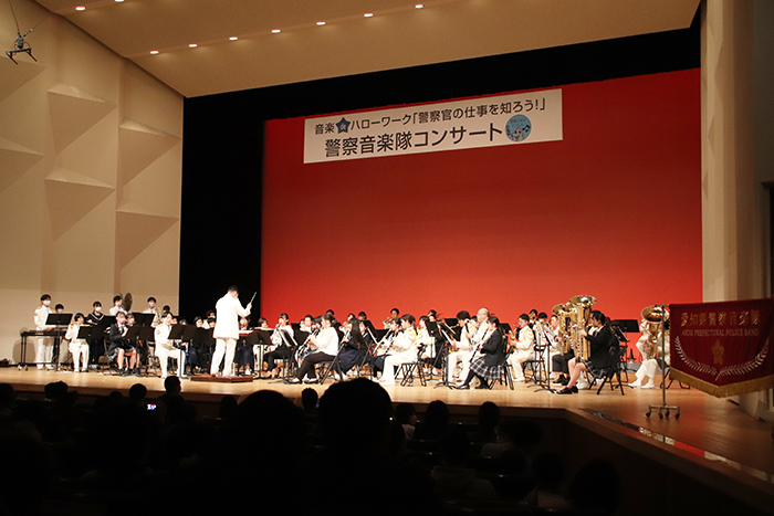 迫力満点の合同演奏ステージ