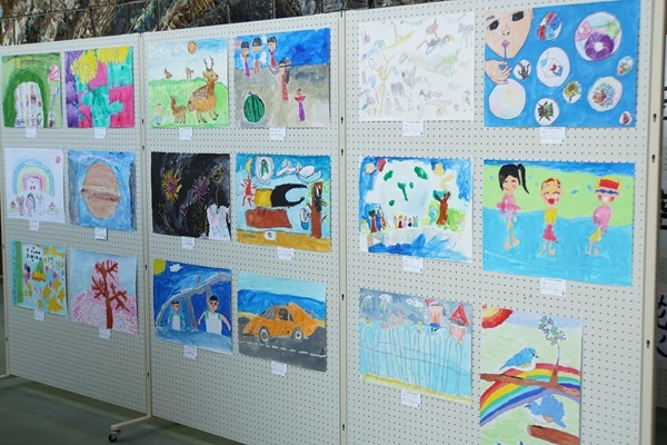 絵の子どもアート作品