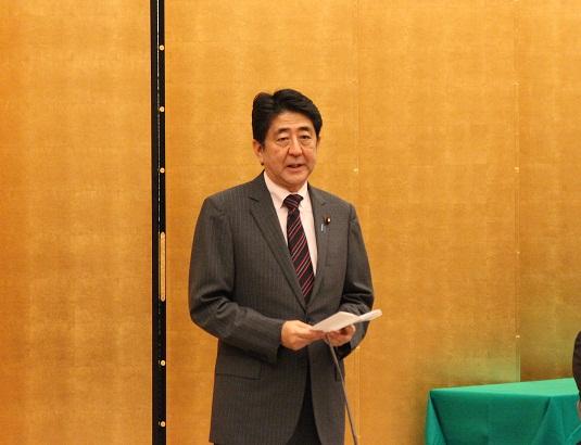 安倍内閣総理大臣の写真