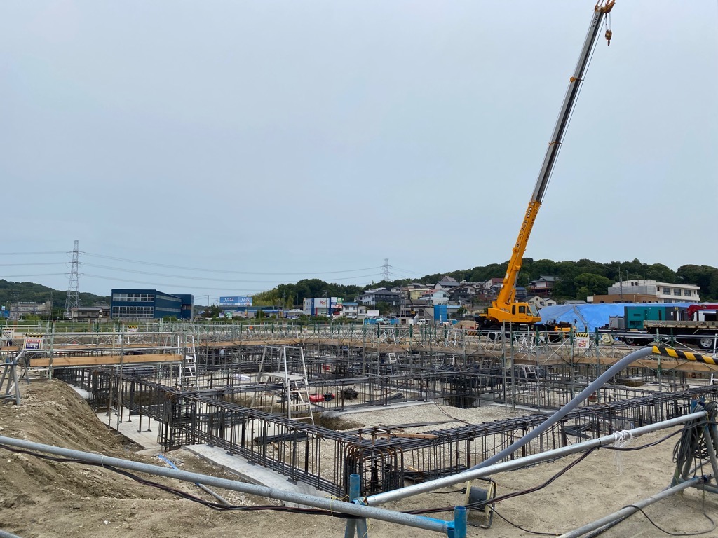 道の駅地域振興施設建築基礎鉄筋工事の施工状況写真