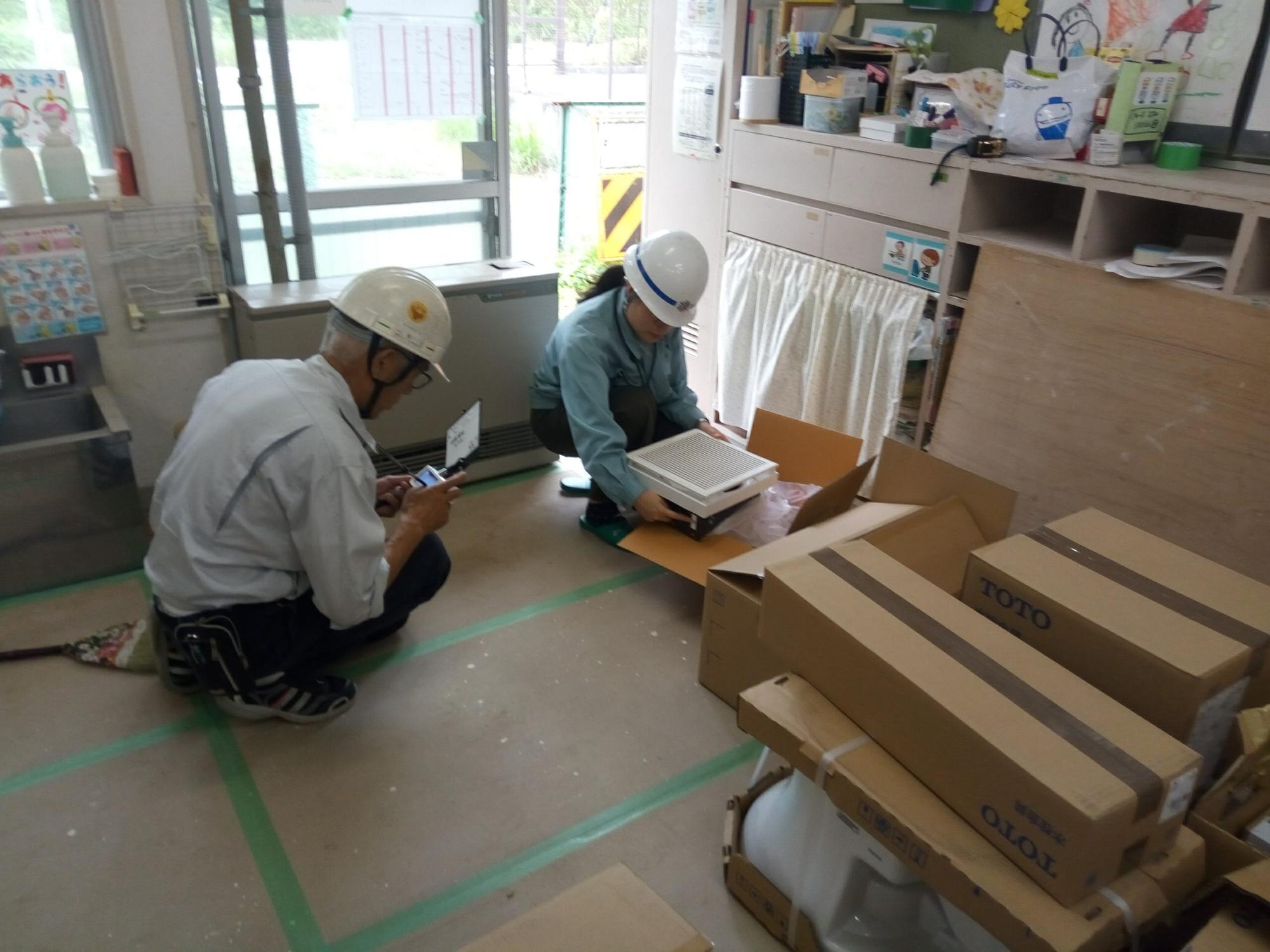 材料検収の様子