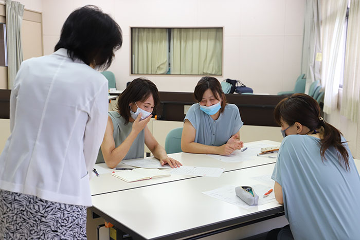 「もっと余暇に時間使ってもいいんじゃない?」など率直な感想も