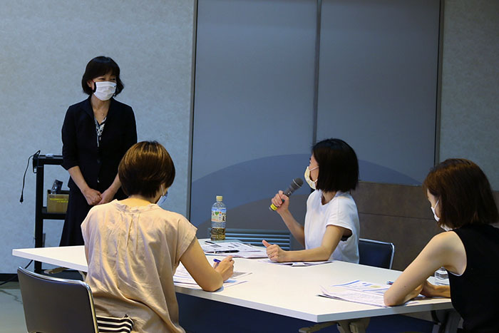 質問から内容が深まっていきます
