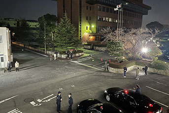 夜のシーンの撮影現場