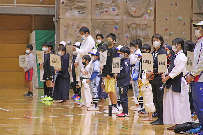 各連盟やクラブのメンバーが参加