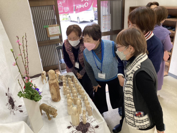 地域住民の作品展示