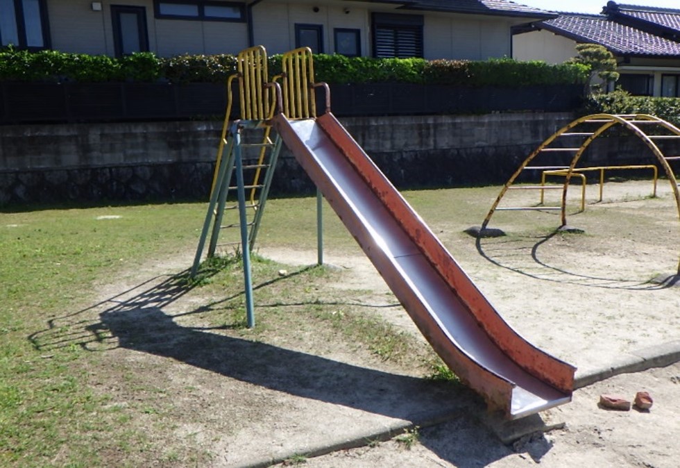 すべり台