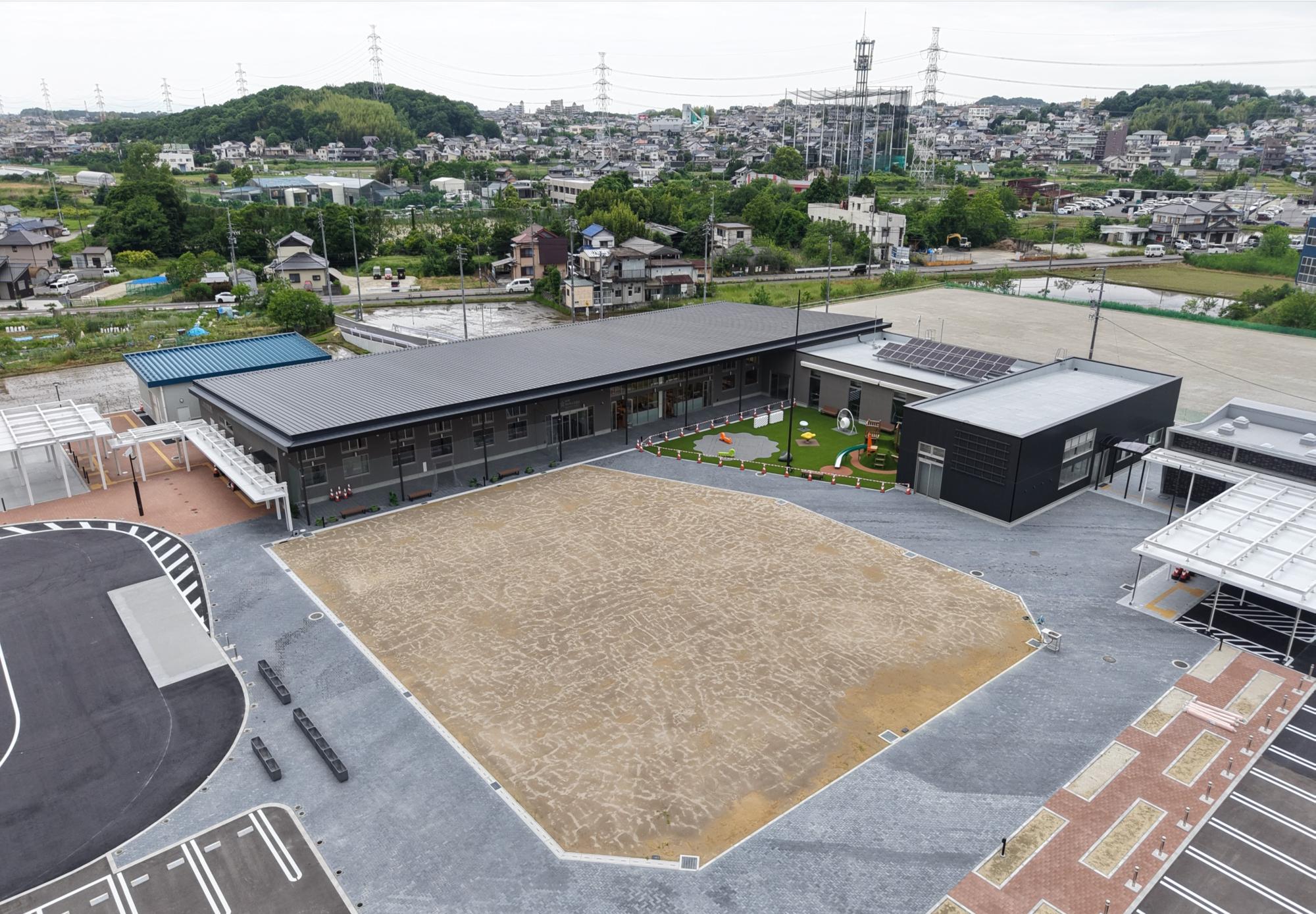 道の駅地域振興施設定点カメラ令和7年5月23日外観撮影