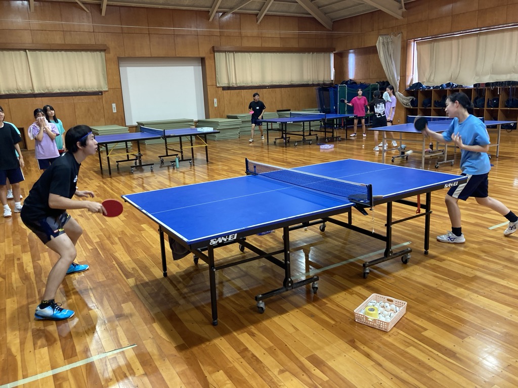 部活動の地域移行に係る実証事業の様子(中学校卓球)