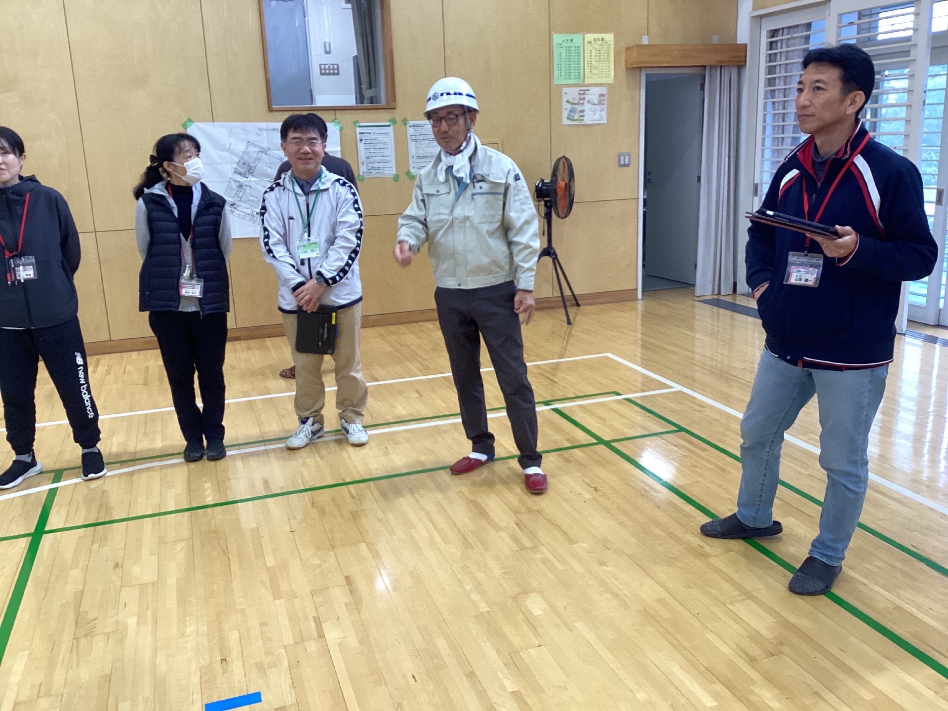 竹の山小学校日進北中学校の視察