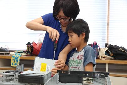 お母さんも夢中に