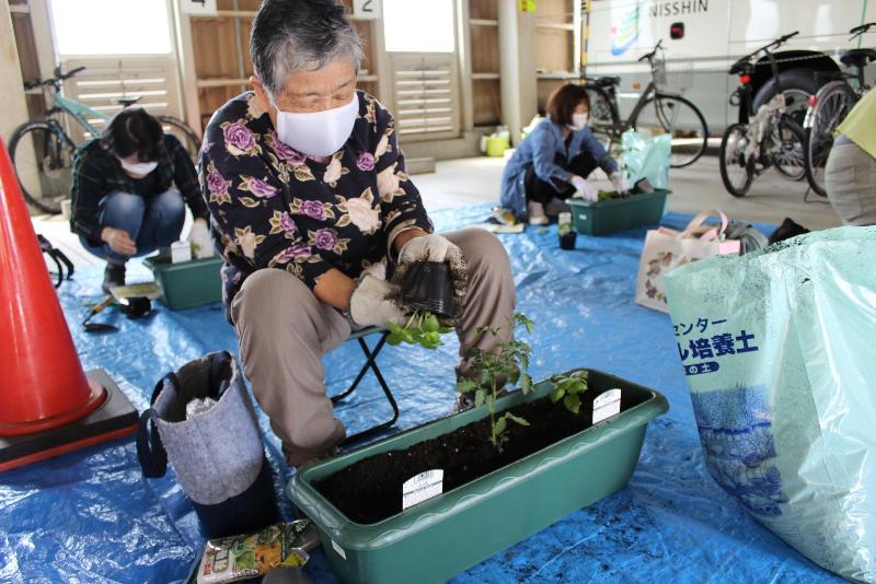 一人で参加した人の取り組みの様子