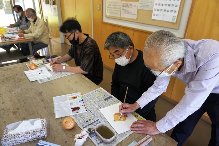 岩崎台・香久山福祉会館恒例の水彩画講座