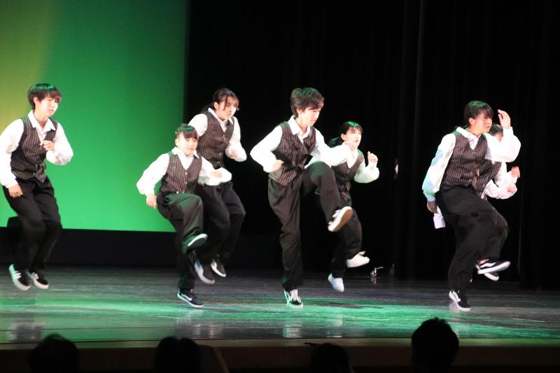 コパン日進キッズダンススクールの皆さんは、ダンス大好きメンバー5チームでJAZZHIPのほか、LOCKDANCEやHIPHOPを格好良く踊りました。