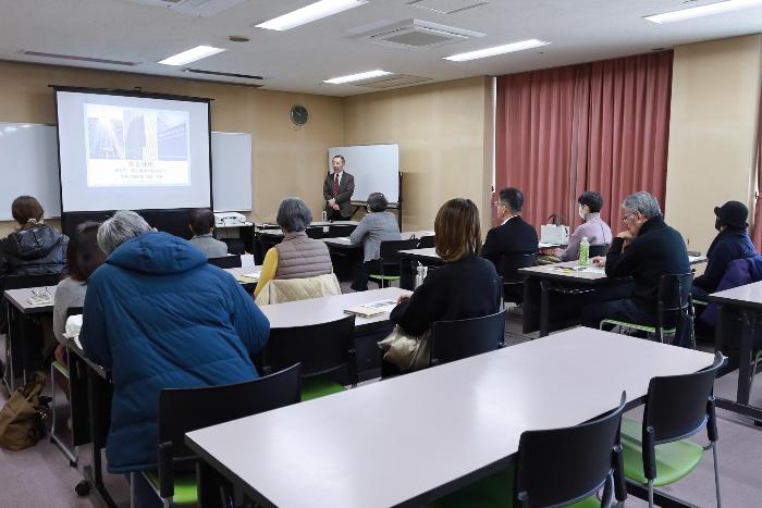 講座が行われる教室の様子の写真