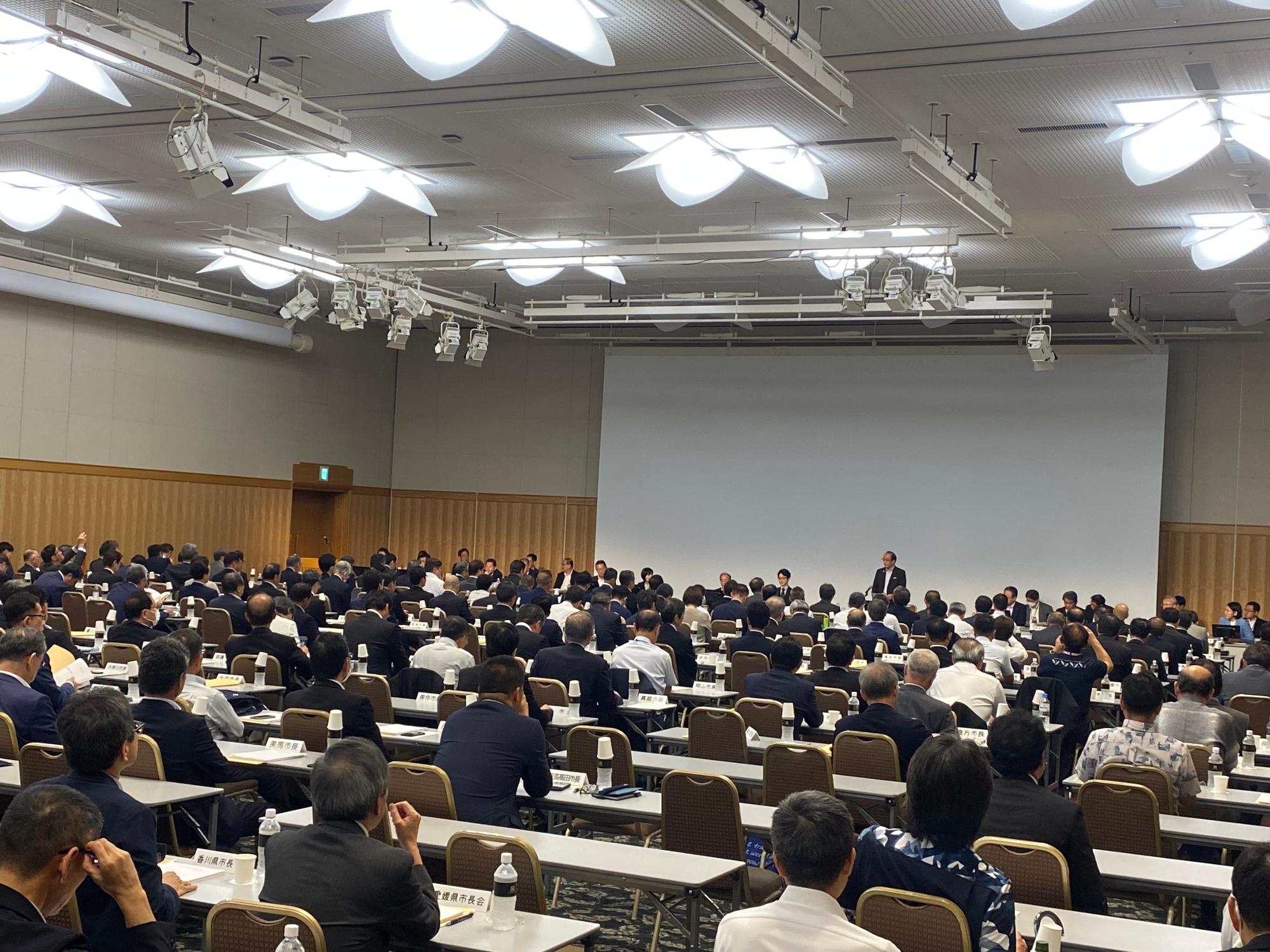 20240717_全国市長会理事・評議員合同会議