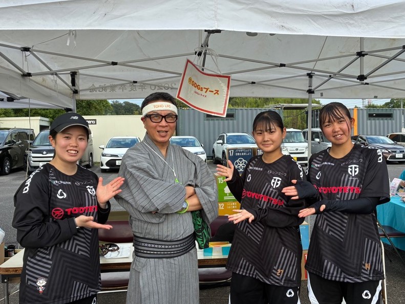 20260802_女子サッカー部員と近藤市長