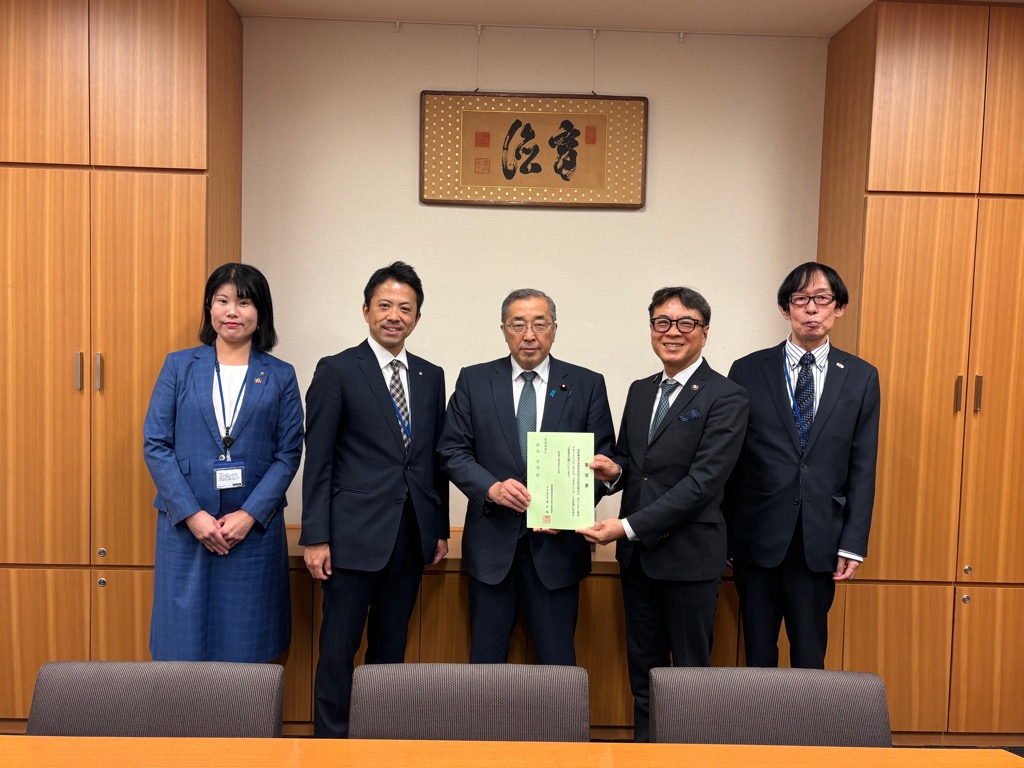20260513_国会議員へ要望活動を行う関係自治体の首長ら