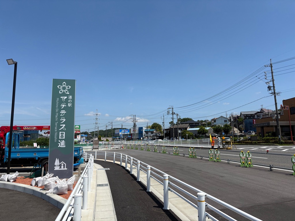 道の駅東側エントランス看板設置