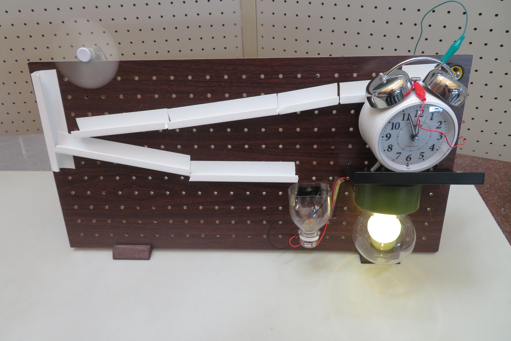 絶対起きれる目覚まし時計