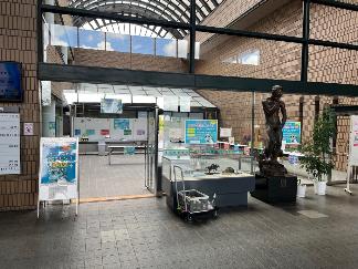 展示会場の様子（外から）